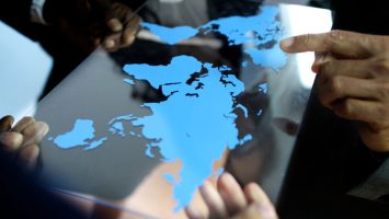 customa-dn-border-protesvction